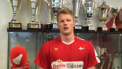 等年轻球员 等年轻球员